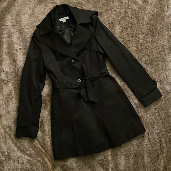 Via Spiga Jackets & Blazers - Via Spiga Black Hooded Trench Coat Medium